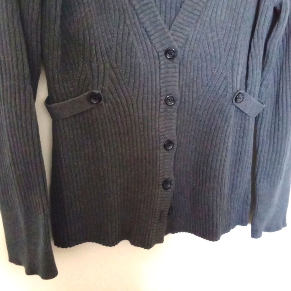 Calvin Klein V-Neckline Long Sleeve Cardigan - Picture 3 of 8